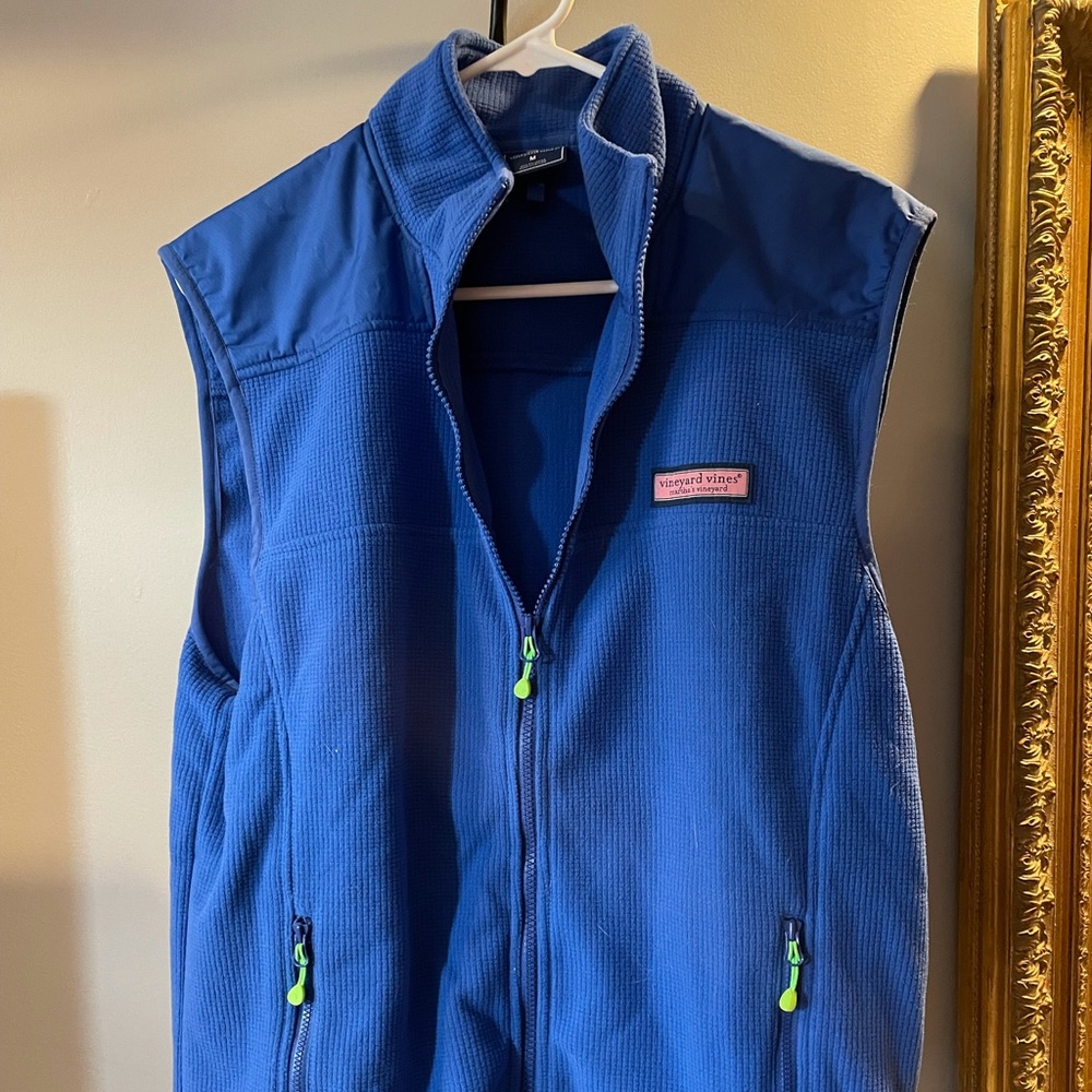 Vineyard Vines Men’s Athletic Vest. Medium.